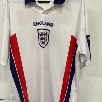 England Mens  Size XL Football Jersey Blue / Red / White 