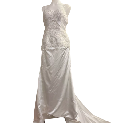  Womens  Size 8 Bridal Dress White 