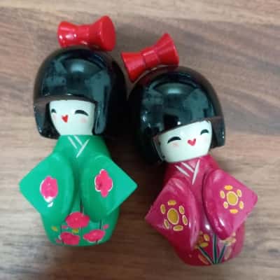 2 x Little Kokeshi Wooden Kimono Dolls