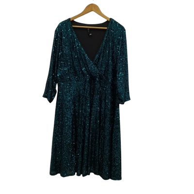 Pink Dusk Women's Sequin Dress Size 22 Party Dress Black  / Green 