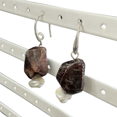  Womens Alamandine Garnet and freshwater pearl Sterling silver Earrings Maroon / Silver 