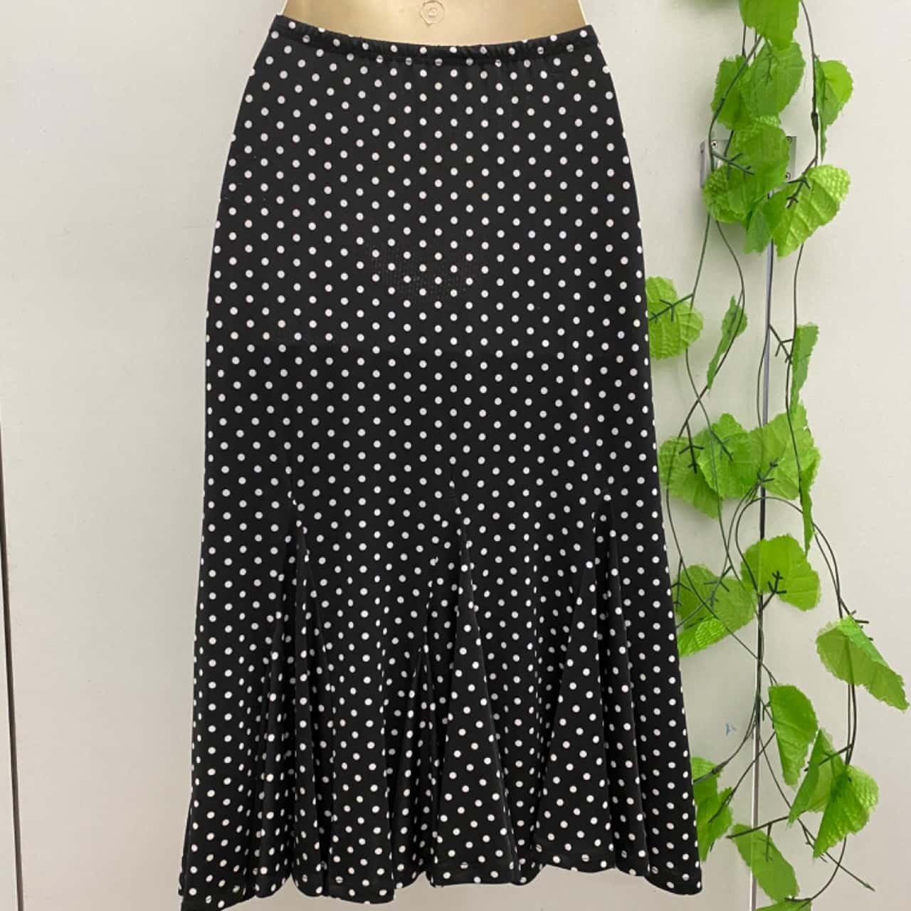 Womens LAURA ASHLEY White and Black 