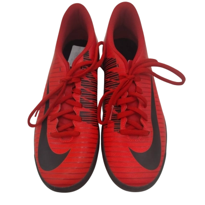 Nike Mens Size 7 Boots Red 