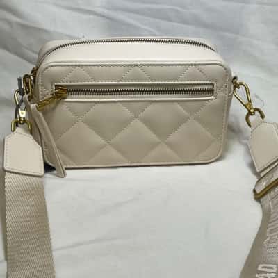 Country Road Cross Body Bag Cream 