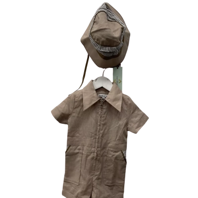 Arthur Ave  Kids  Size 2 Beige safari suit size L bucket hat