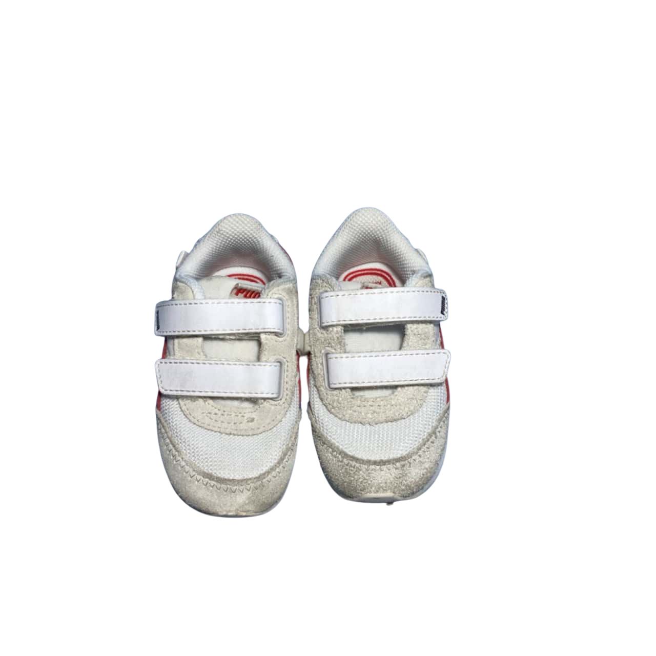 Puma Kids Size 5 White shoes