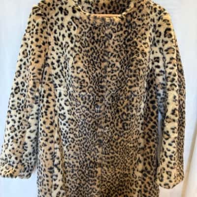  Womens  Size 12 Winter Coat Animal print / Brown 