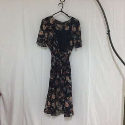 Stella Womens  Size 14 Wrap Dress Black  / Floral 