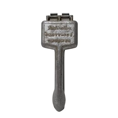Vintage distinctive party ice crusher