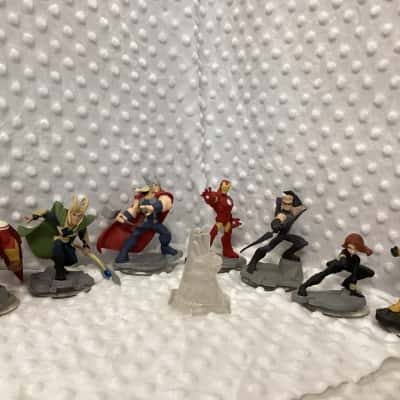 Disney Infinity 2.0 Assemble Marvel Bundle x7 characters