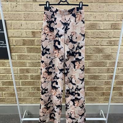 Kookai Womens floral patterned pants Size 34 