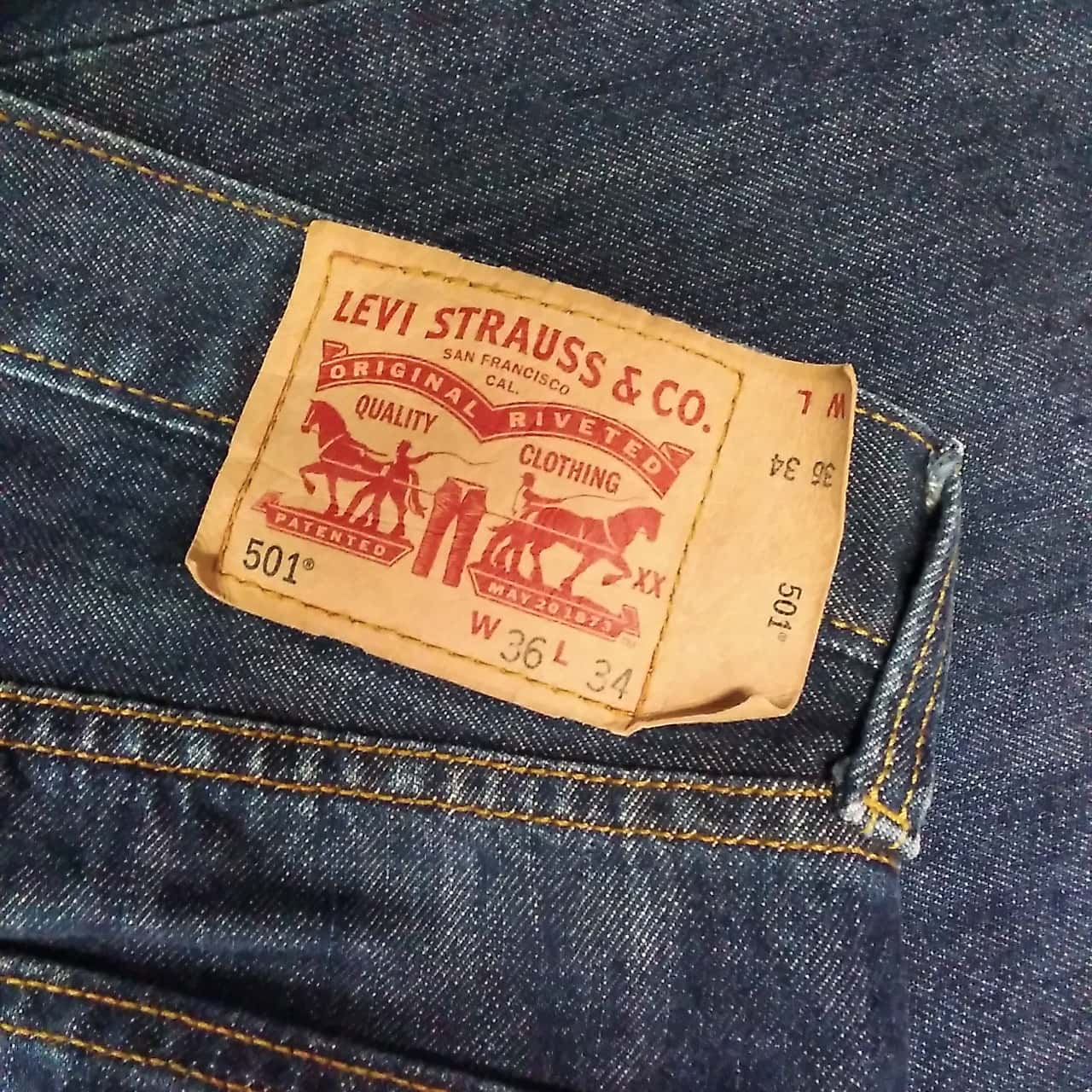 Mens 36in/w Straight 501* Denim Jeans by LEVIS (13, 365)