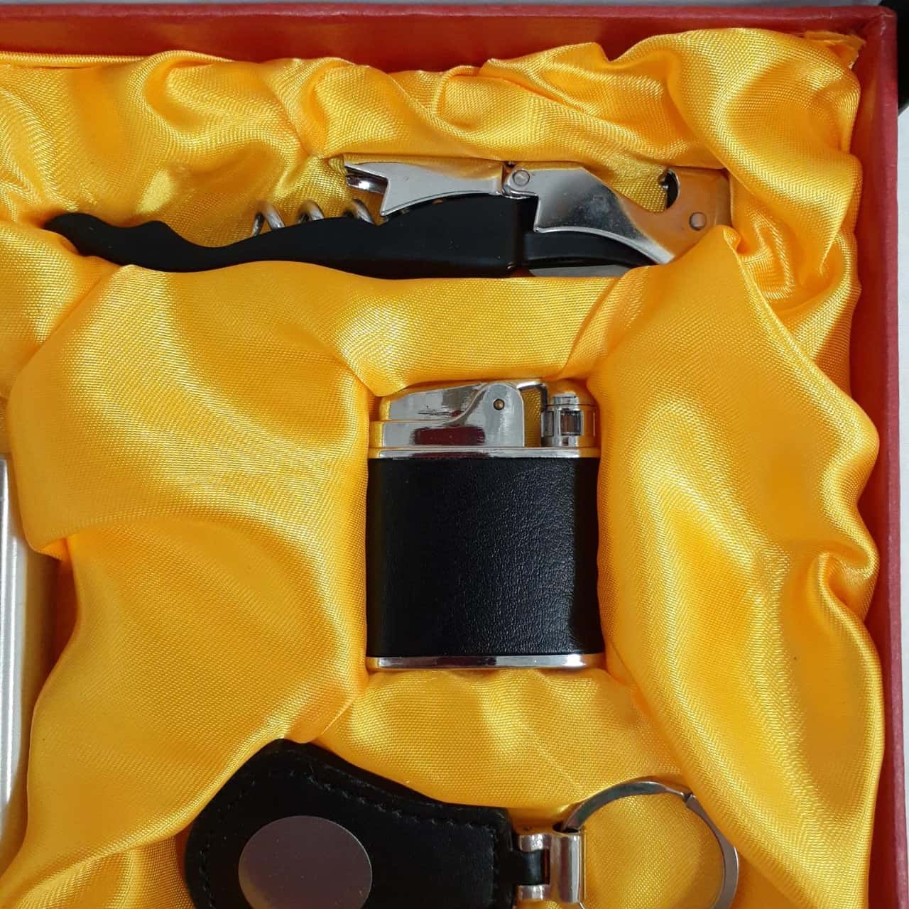 Hip Flask/Key Ring,Lighter/Bottle Opener Set, Black / Silver (s)