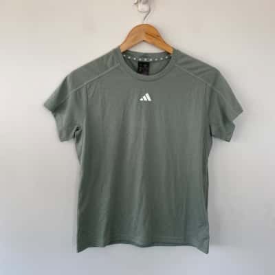 Adidas Silgreen T-shirt Size S 