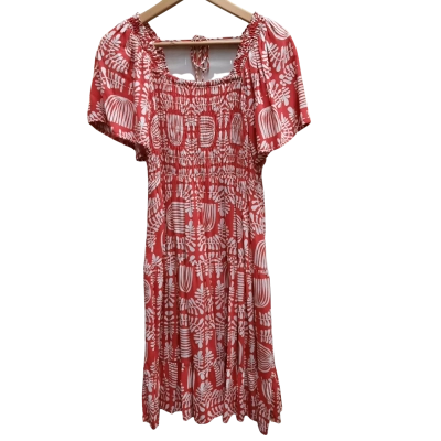 SALTY BRIGHT Size 8 Knee Length Dress with Square Neckline & Shirred Bodice