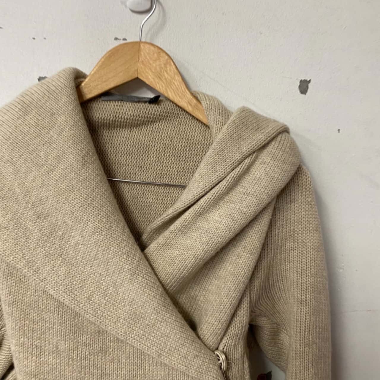 ELK Womens Size M / S Cardigans Beige (s)