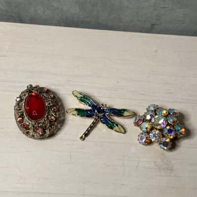 "Red" 3x Brooch Bundle