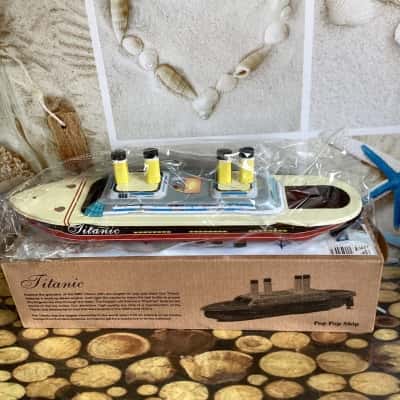 Welby “Titanic” Pop Pop Ship(s) - New With Tags | Salvos Stores