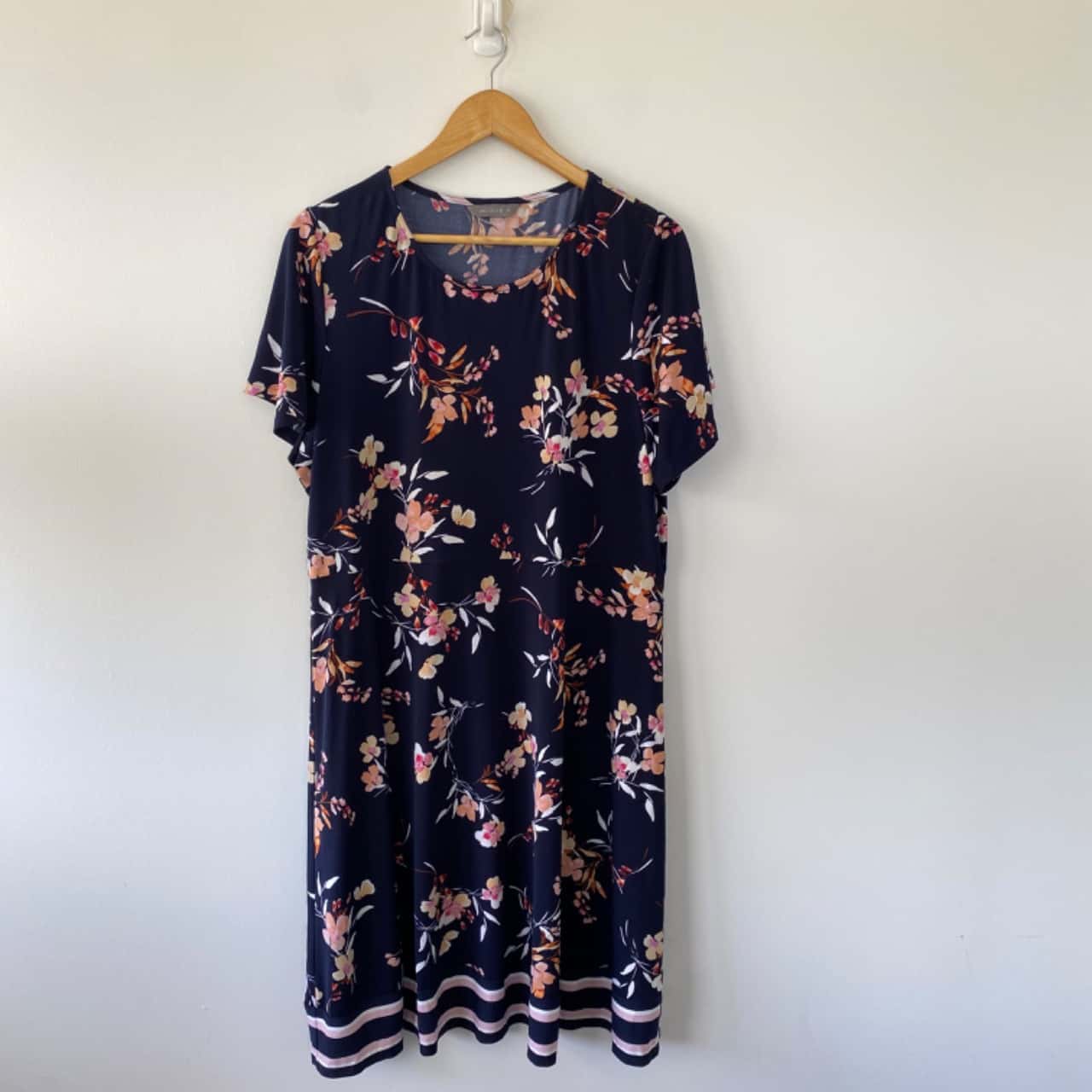 JacquiE Navy Blue Floral Short Sleeve Midi Dress Size 14 / XL(s)