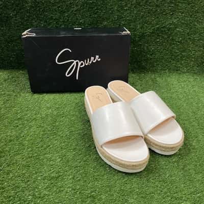 SPURR Silina Comfort Slides White Platform Sandals Size 9
