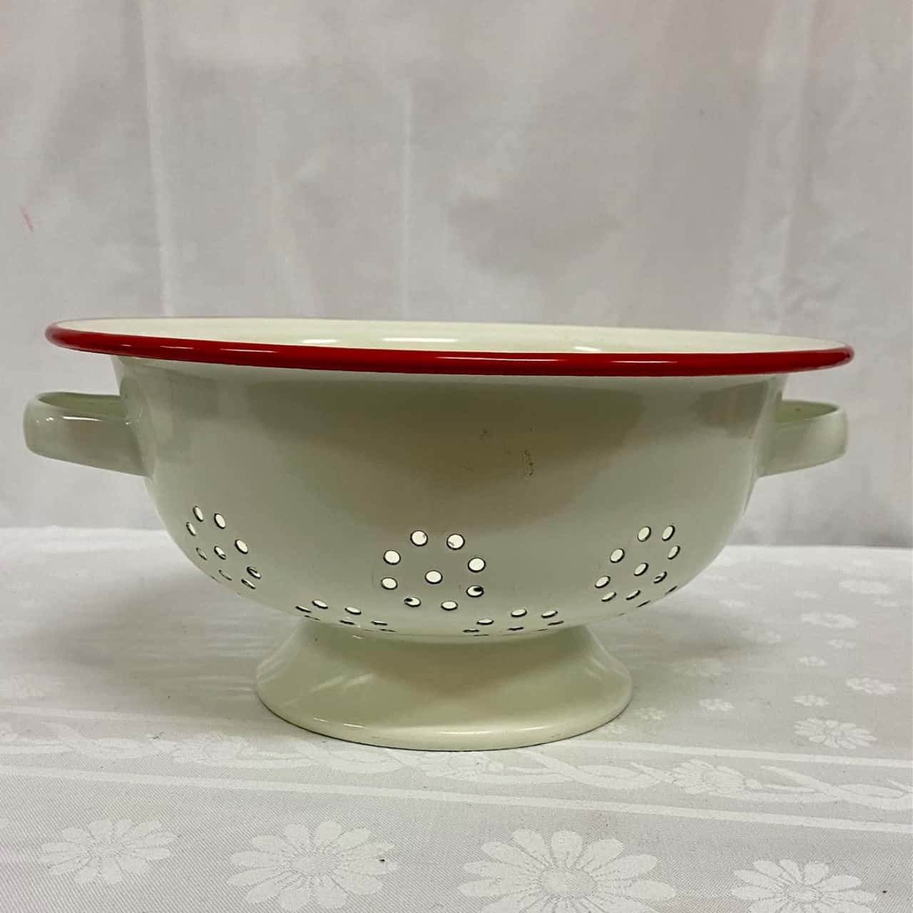 Enamel Footed Colander (s)