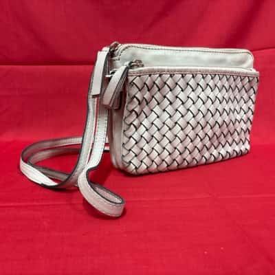  Women's Evity Leather  Weave Small Zip top Cross Body Bag 