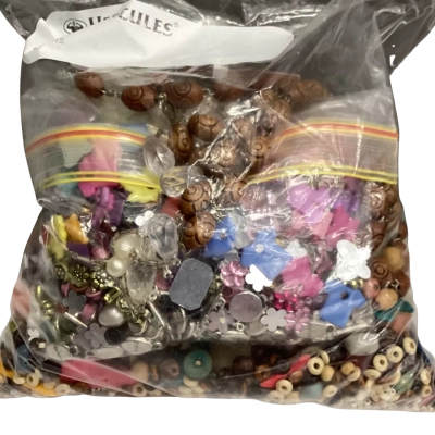 Assorted bag of craft. (3m)