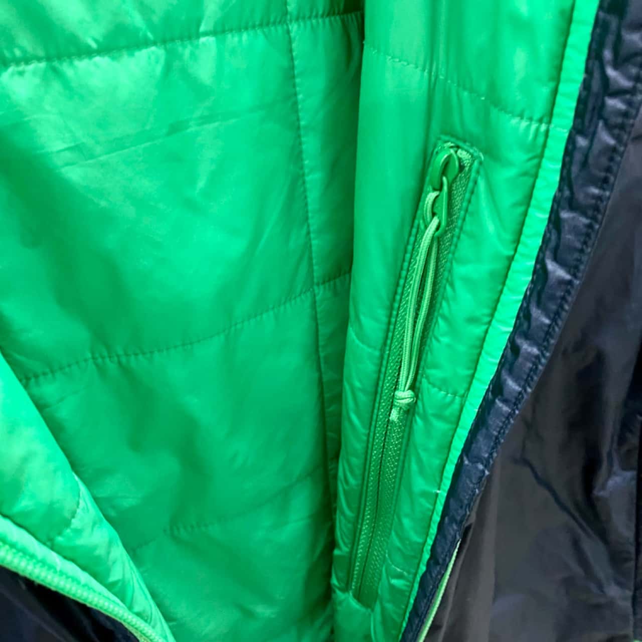 Macpac Womens Size L Puffer Vest (s)