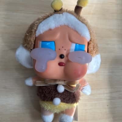 Pop Mart Cry Baby 