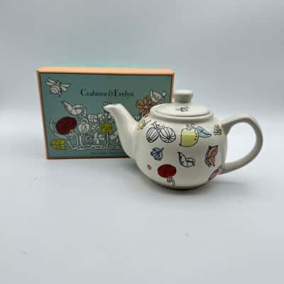 Crabtree & Evelyn London Porcelain Teapot in Gift Box