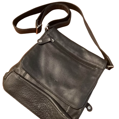 Milleni cross body bag Black  