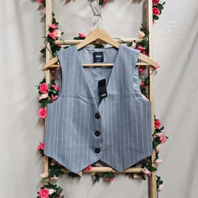 Womens Sportsgirl Grey Pinstripe Vest Shirt Size 8 RRP $69.95