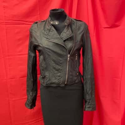  Womens Size 10 Black Leather Jacket