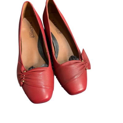 Diana Ferrari Womens  Size 7.5 Flats 
