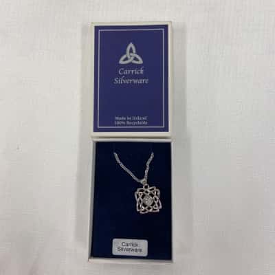  Womens Carrick 925 Silver Celtic Knot Necklace 