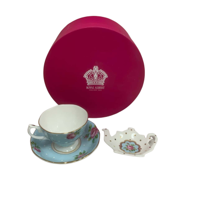 Royal Albert - Bone China 3 Piece Set