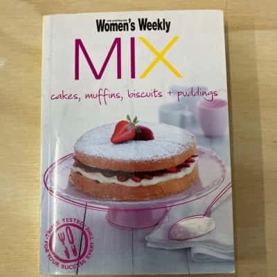 Women’s Weekly Mix