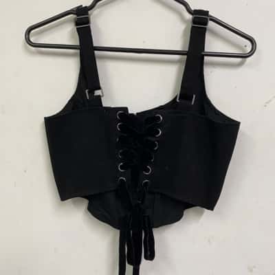 Black Friday Womens  Size 10 Cropped Top Black  