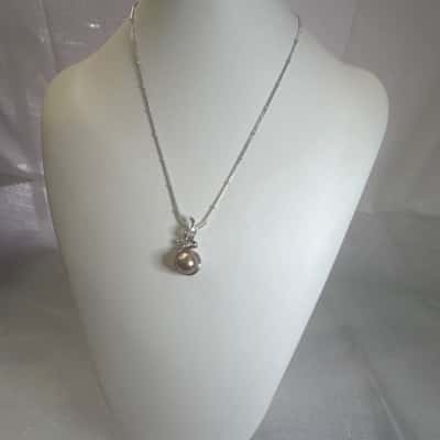  Womens Necklace Silver with pendant 