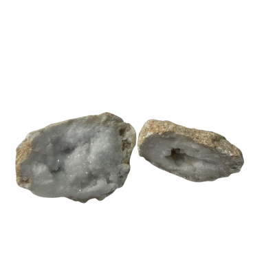 Quartz geode