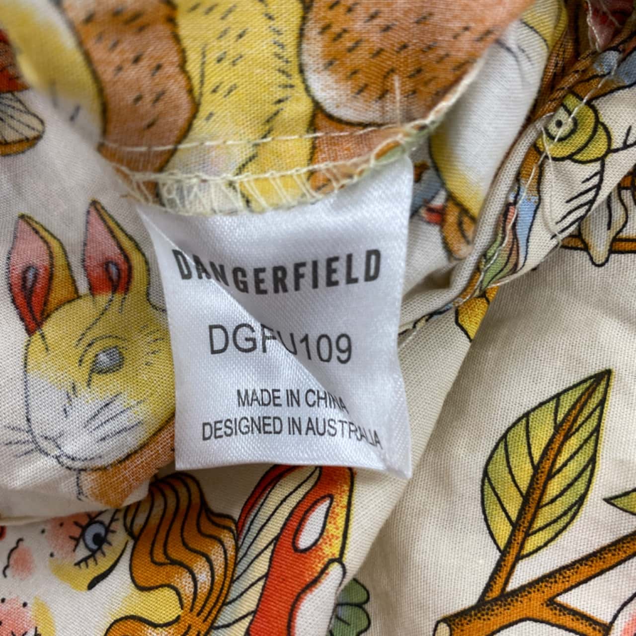 Dangerfield Womens Size 6 Short Sleeve Dress Cream / Pattern (s)