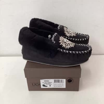 NEW - UGG Sada Diamantie Slipper Black Size 9