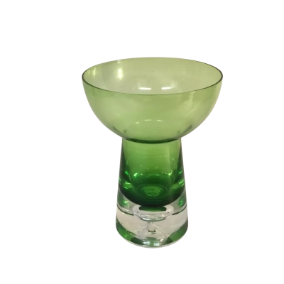Vintage Lime Green Art Glass Approx 15 x 11cm