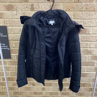 Witchery Women’s Puffer Jacket with faux fur trim hood Size 10 