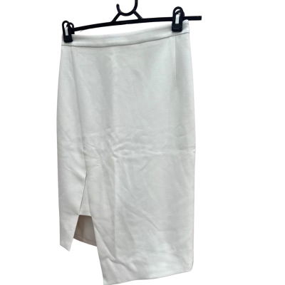 Country Road Womens  Size 6 White Skirt 