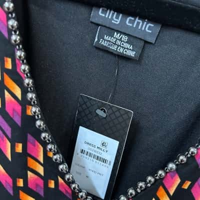 City Chic Womens  Size 18 Midi Dress Pattern 