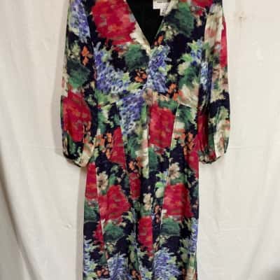Perri Curren Sz 10 Silk Floral dress