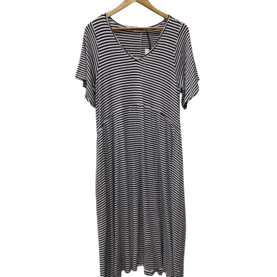 Betty Basics Womens  Size 10 Casual Dress Navy Blue / White 