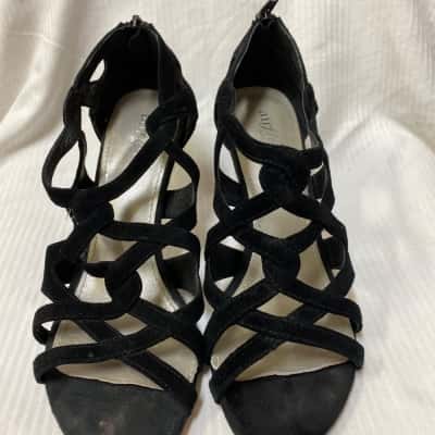 Airflex Womens  Size 8 Heels Black  