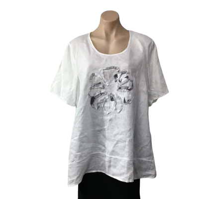 Womens approx Size L White Short Sleeve Top with Grey & White Pattern Motif